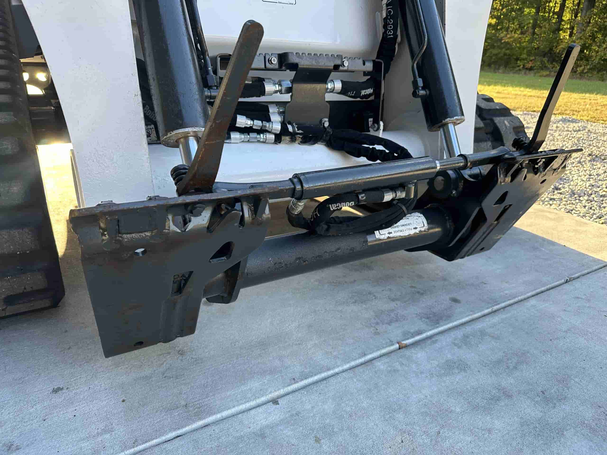 2021 BOBCAT T870 HIGH FLOW
